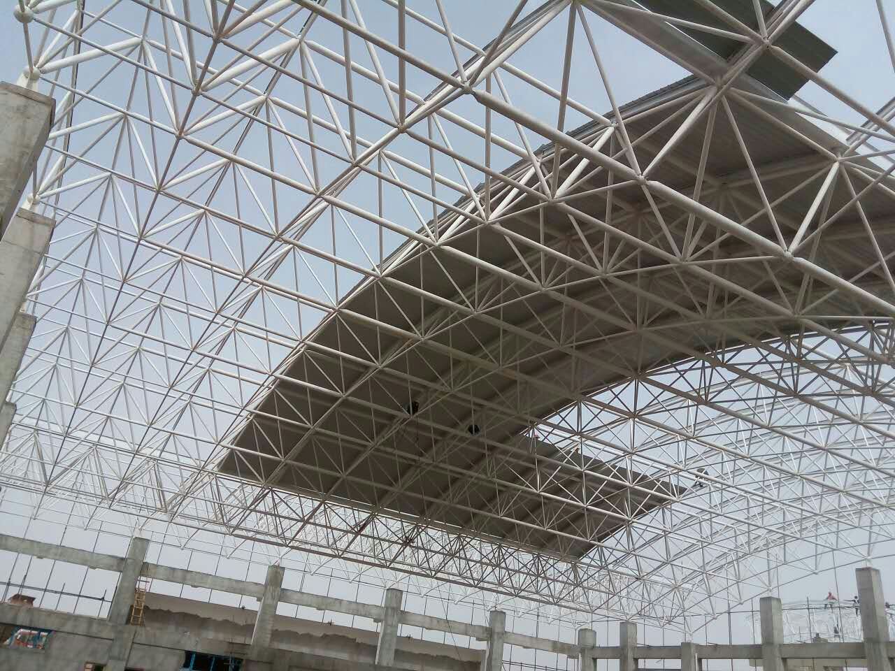 铁力一汽网架